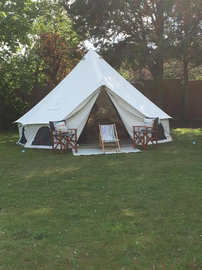 Hotel Eva Lily à Woodhall Spa Extérieur photo